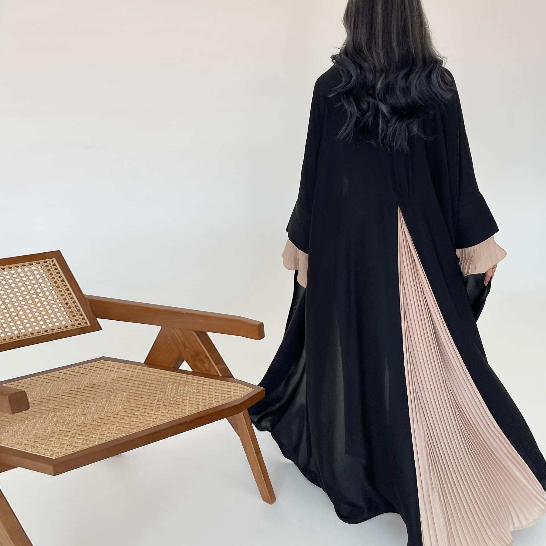 Elegancka Abaja Hurtownia Duba – Summer Clothing Wholesale recenzja i cena